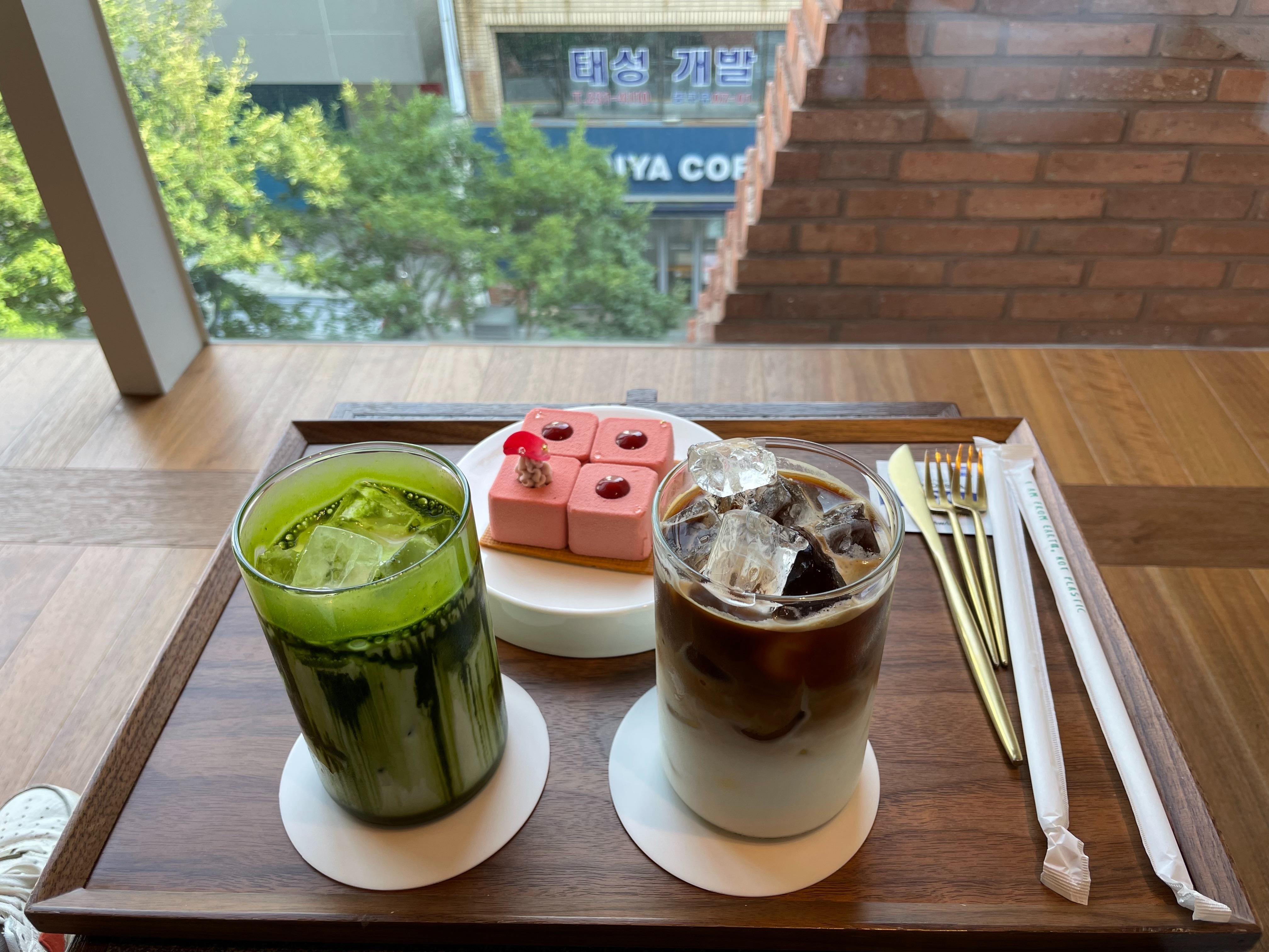 히짱님의 연경재 리뷰